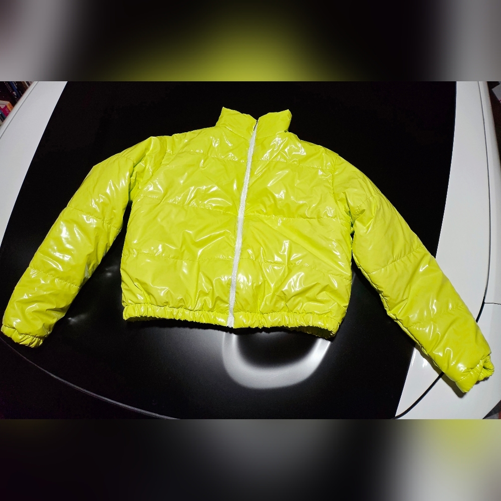 Electric Green Cropped Puffer Women's XL Jacket